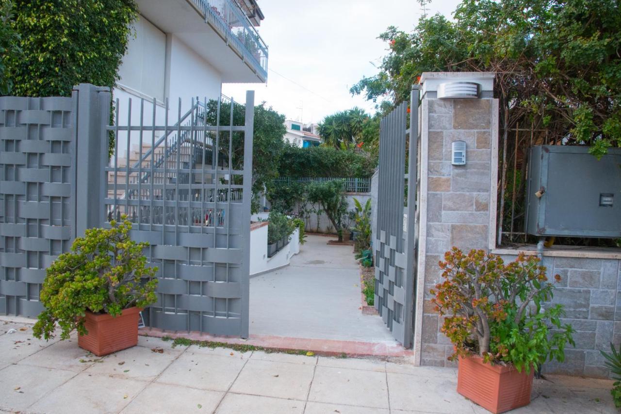 Mondello Manick Mare Apartamento Palermo Exterior foto