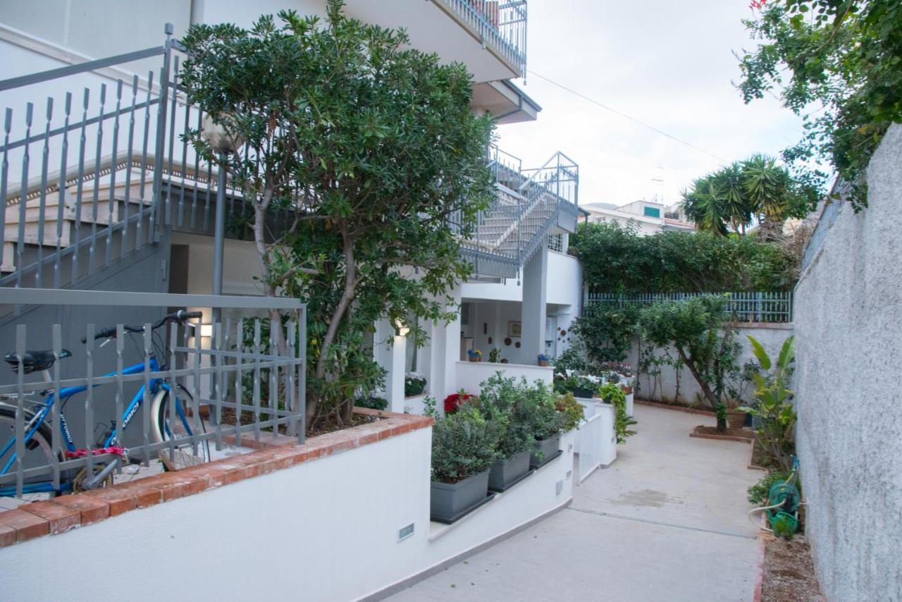 Mondello Manick Mare Apartamento Palermo Exterior foto
