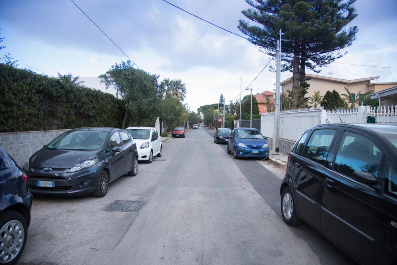 Mondello Manick Mare Apartamento Palermo Exterior foto